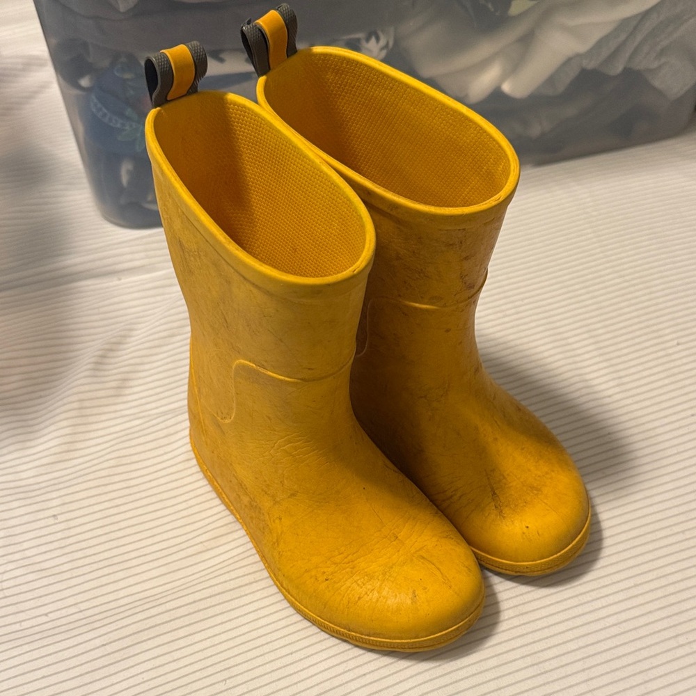 Kids Yellow Rain Boots - Totes